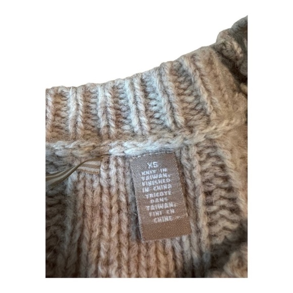 2 Anthro Knitted & Knotted Grey Wool Alpacas Sweaters Cable Knit Crochet Size XS - Picture 12 of 16